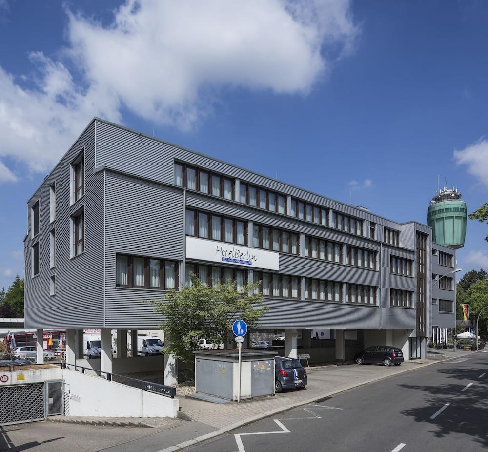 Hotel Berlin Зиндельфинген Экстерьер фото